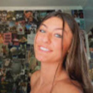 Meet your Posher, Mia